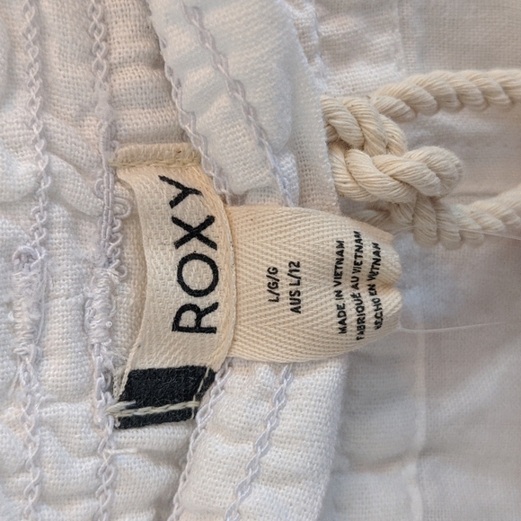 Roxy Linen Oceanside Shorts Bright White Size Large NWT - Picture 5 of 6